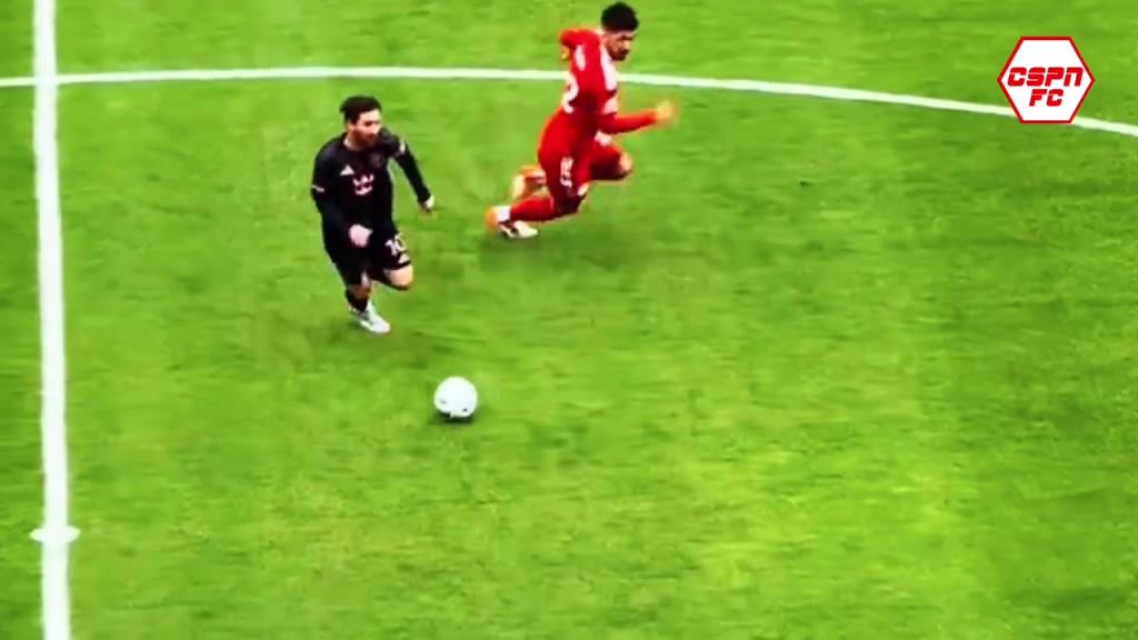 球王的影響力！實(shí)拍：全場(chǎng)6.2萬(wàn)觀(guān)眾高呼梅西是什么效果？